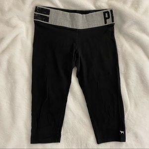 Cropped VS Pink Yoga Pants